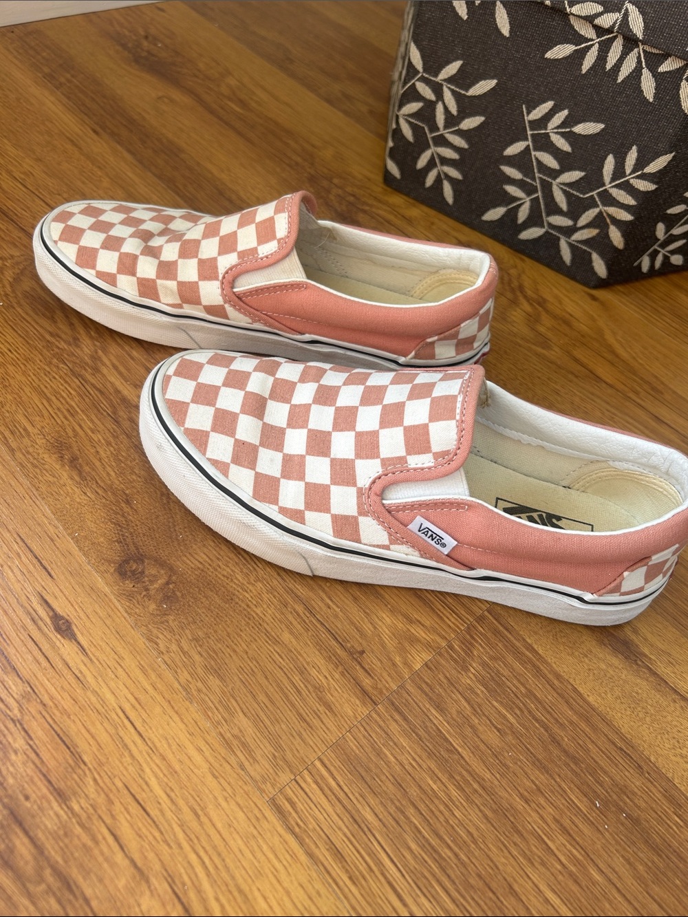 Vans Checkerboard Slip-On Sneakers - Pink/White - Size 8 - Picture 6 of 6
